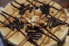 White-Chocolate-Caramel-Cheesecake-3