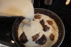 White-Chocolate-Caramel-Cheesecake-7