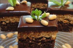Chocolate-Peanut-Butter-Brownie-with-Chocolate-Ganche-Frosting1