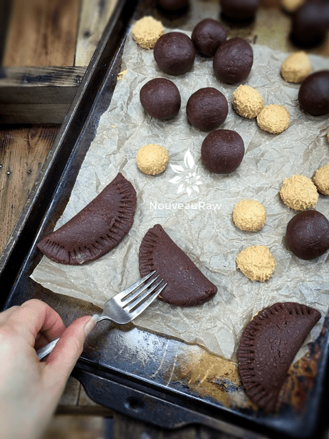 creating the moon shape when making raw vegan gluten-free Chocolate Pastry Empanadas