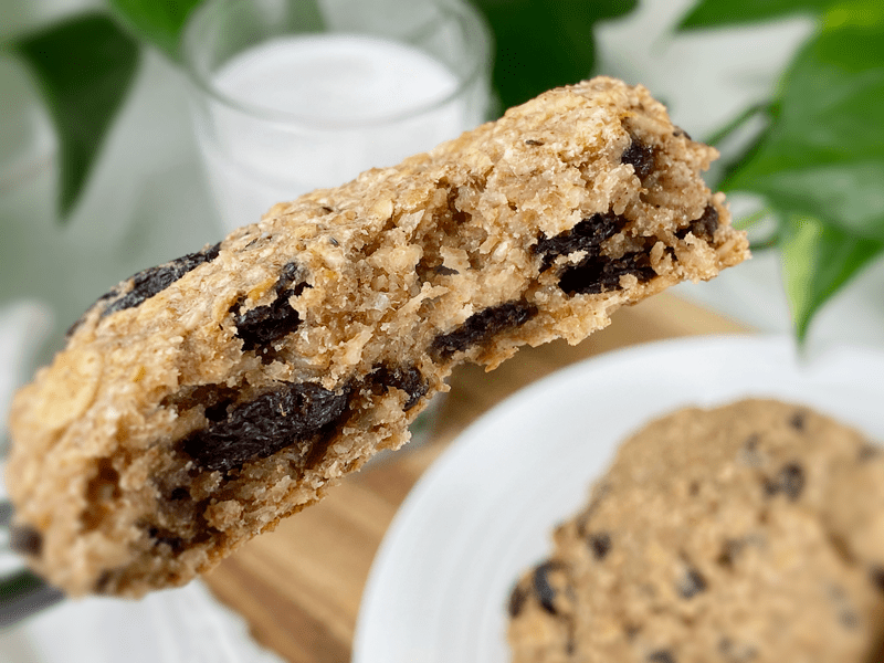 raw and baked options for vegan gluten-free oatmeal raisin cookies