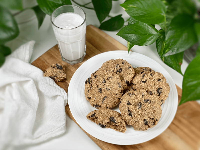 raw and baked options for vegan gluten-free oatmeal raisin cookies