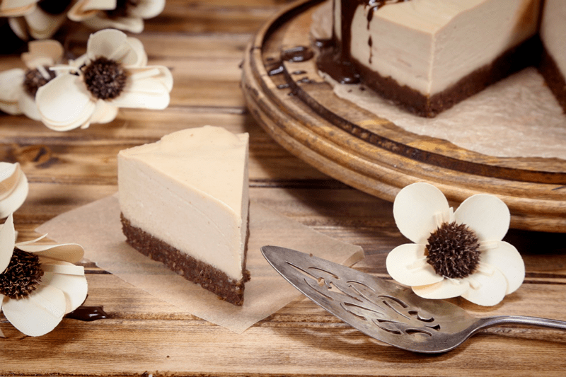 Chocolate-Peanut-Butter-Buckeye-Cake-single-slice