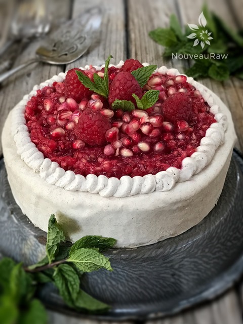 decorated raw vegan pomegranate lemon cheesecake-1