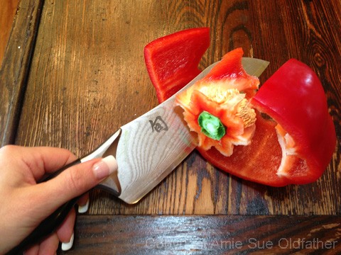 remove the core of the red pepper
