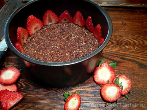 strawberry-rhubarb-cream-cake1