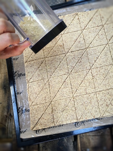 Sprinkle on the topping and slide the tray into the dehydrator.