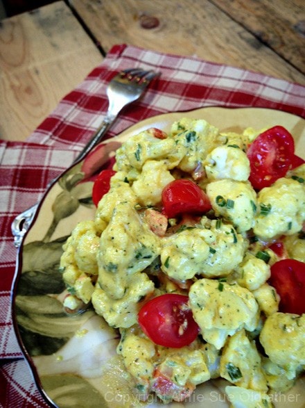 raw vegan Marinated Cauliflower "Potato" Salad is great for a picnic