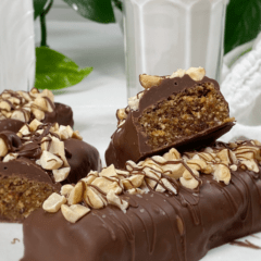 raw vegan gluten free Mulberry Crunch Candy Bars