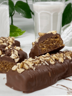 raw vegan gluten free Mulberry Crunch Candy Bars