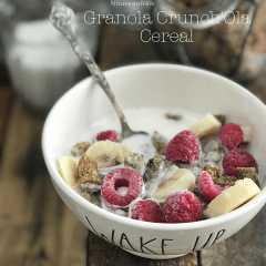 raw vegan Granola-Crunch'Ola-Cereal in a Rae Dunn bowl