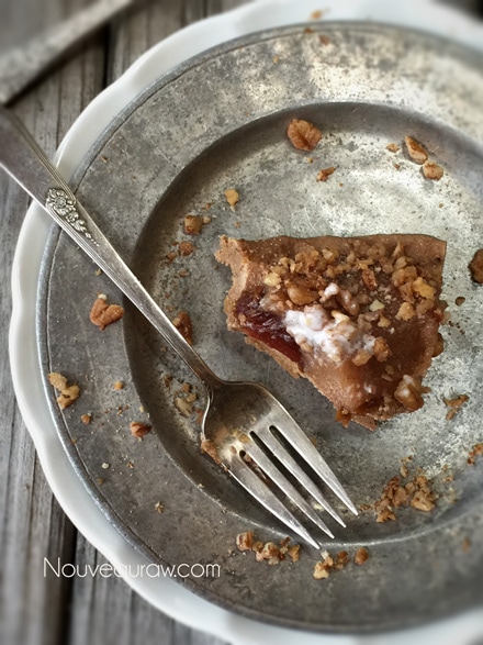 Hard to resist, Delicious Raw Gluten-free Medjool Date & Pear Praline Pie