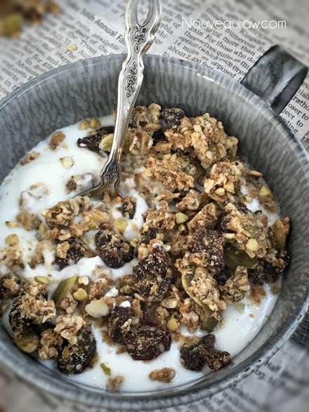 A delicious blend of whole rolled oats, buckwheat, dried fruit, and seeds, Sweet Grain Muesli