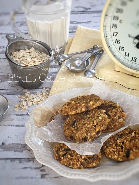 delicious Fruitcake Cookies that are raw, gluten-free and delicious