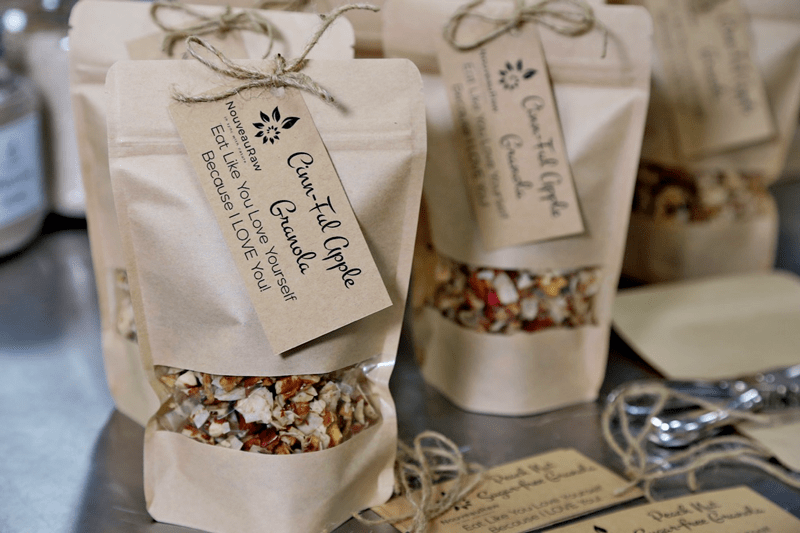 Cinn-Full-granola-in-brown-bags-for-gift-giving