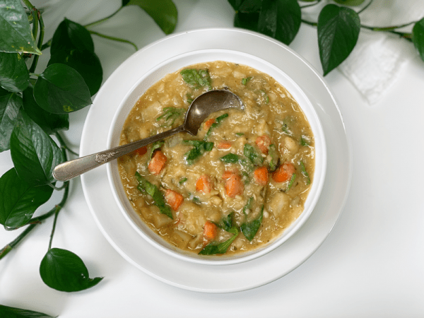 White Bean and Spinach Soup | Oil-Free | AmieSue.com